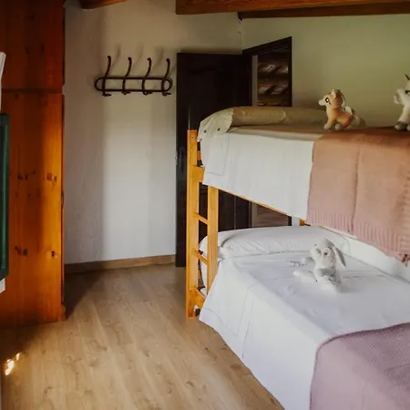 La Caseta De Panisello Holiday home *